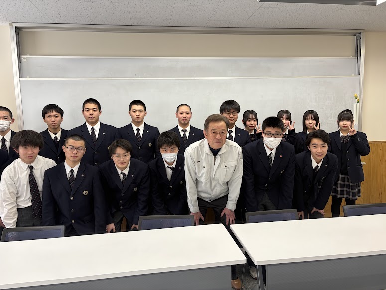 農業科学科野菜専攻班課題研究の様子